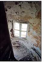 Tower condition at Beaver Harbor Light in 2003